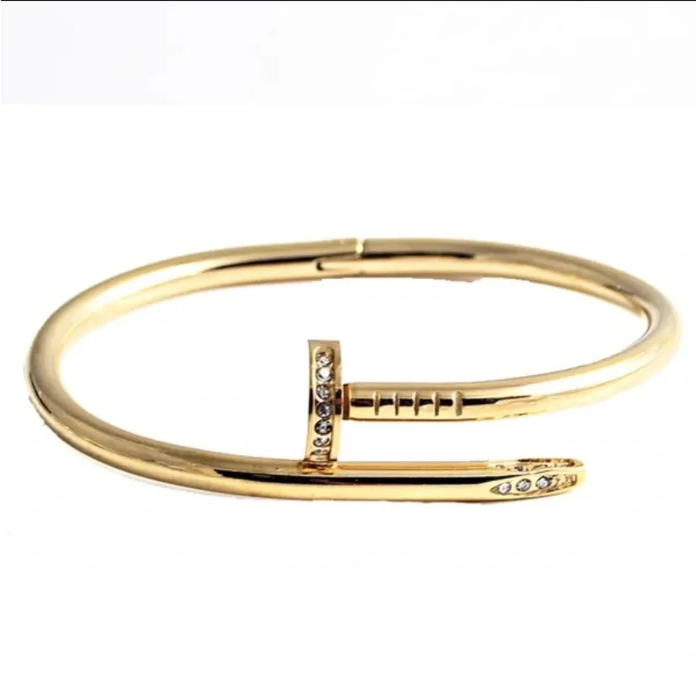 NWOT Elegant Gold Nail-Style Cuff Bracelet W/ Stones. Popular designerclick lock